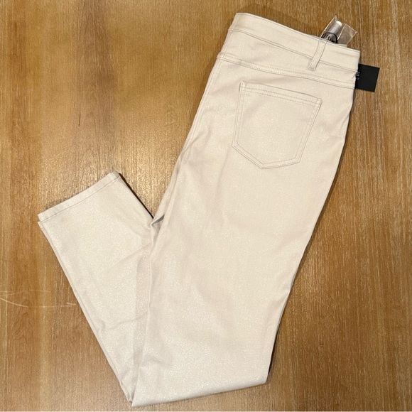Carlisle Pants - NWT Carlisle Lincoln Mid‎ Rise Off White Silver Shimmer Pants Sz 10